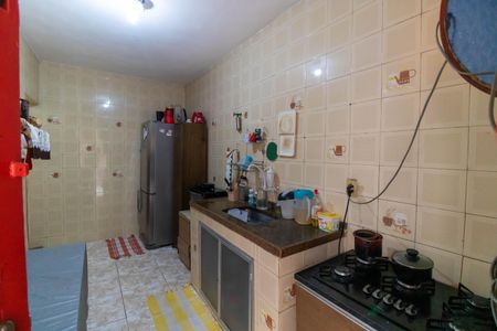 Casa à venda com 99m², 3 quartos e 2 vagasCozinha