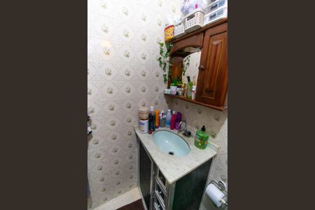 Casa à venda com 99m², 3 quartos e 2 vagasBanheiro da Suíte