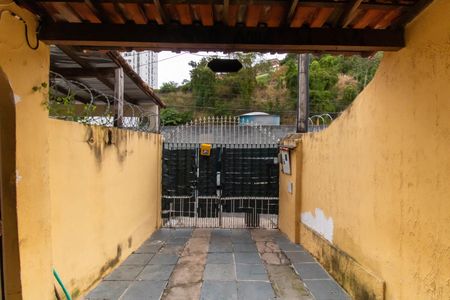 Casa à venda com 99m², 3 quartos e 2 vagasGaragem