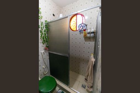 Casa à venda com 99m², 3 quartos e 2 vagasBanheiro da Suíte