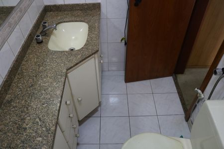 Apartamento à venda com 110m², 3 quartos e 2 vagasBanheiro da Suíte