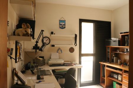 Apartamento à venda com 110m², 3 quartos e 2 vagasQuarto 2