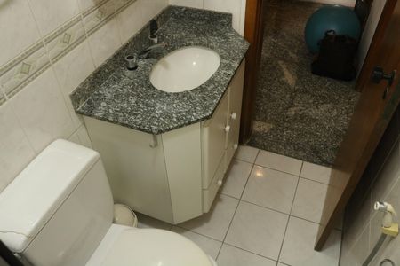Apartamento à venda com 110m², 3 quartos e 2 vagasBanheiro Social