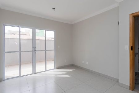 Apartamento à venda com 132m², 2 quartos e 2 vagas Apartamento à venda com 132m², 2 quartos e 2 vagasSala