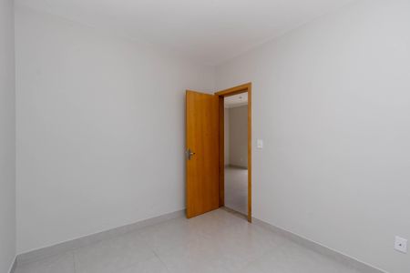Apartamento à venda com 132m², 2 quartos e 2 vagas Apartamento à venda com 132m², 2 quartos e 2 vagasQuarto 2