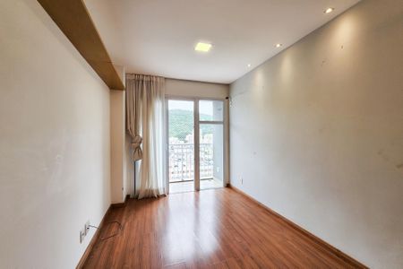 Sala  de apartamento para alugar com 2 quartos, 56m² em São Francisco Xavier, Rio de Janeiro