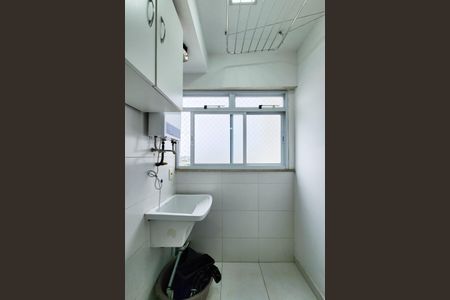 Apartamento para alugar com 56m², 2 quartos e 1 vagaÁrea de Serviço 