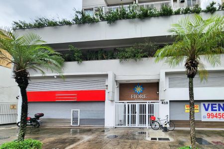 Apartamento para alugar com 56m², 2 quartos e 1 vagaFachada do Condomínio 