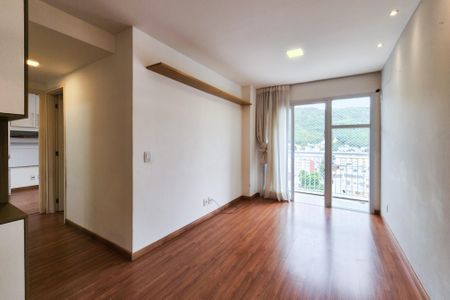 Sala  de apartamento para alugar com 2 quartos, 56m² em São Francisco Xavier, Rio de Janeiro