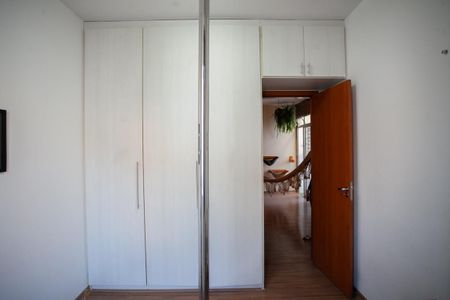 Apartamento à venda com 73m², 3 quartos e 1 vagaQuarto 2