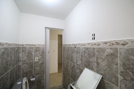 Casa à venda com 40m², 1 quarto e sem vagaBanheiro