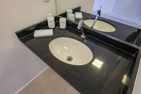 Studio para alugar com 26m², 1 quarto e sem vaga Studio para alugar com 26m², 1 quarto e sem vagaBanheiro