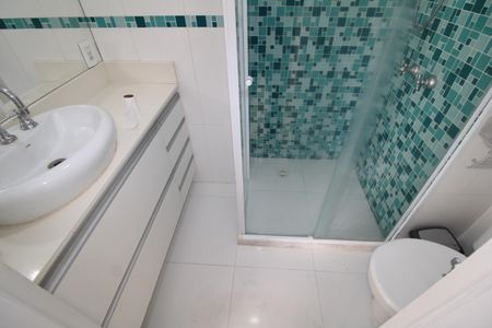 Apartamento à venda com 72m², 2 quartos e 2 vagasBanheiro 2