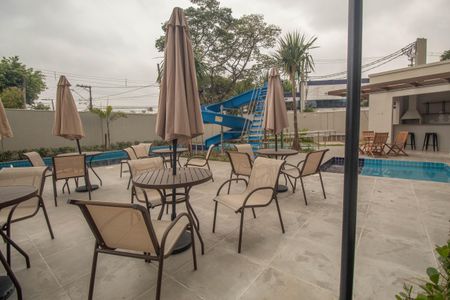 Apartamento à venda com 40m², 2 quartos e sem vaga Apartamento à venda com 40m², 2 quartos e sem vagaÁrea comum - Piscina