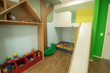 Apartamento à venda com 40m², 2 quartos e sem vaga Apartamento à venda com 40m², 2 quartos e sem vagaBrinquedoteca