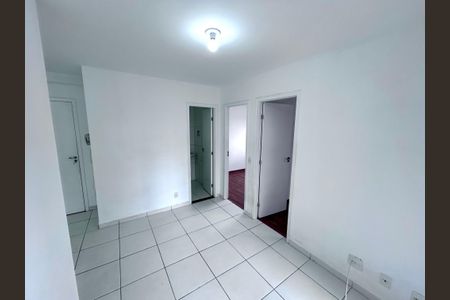 Apartamento para alugar com 42m², 2 quartos e 1 vaga Apartamento para alugar com 42m², 2 quartos e 1 vagaSala