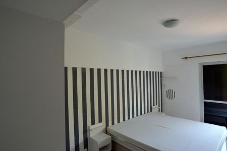 Apartamento à venda com 76m², 1 quarto e 1 vagaQuarto