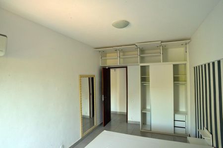 Apartamento à venda com 76m², 1 quarto e 1 vagaQuarto