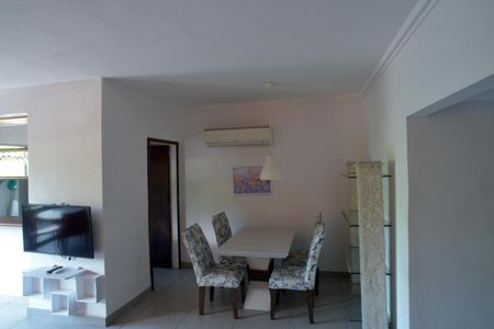 Apartamento à venda com 76m², 1 quarto e 1 vagaSala