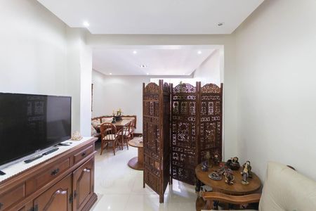 Apartamento à venda com 122m², 3 quartos e 1 vagaSala