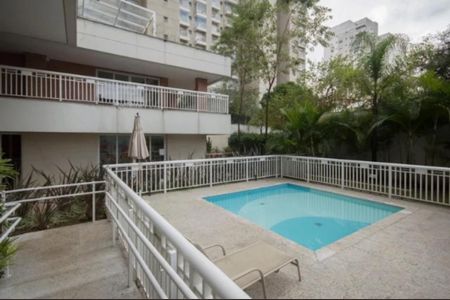 Apartamento à venda com 105m², 2 quartos e 2 vagasFoto 01