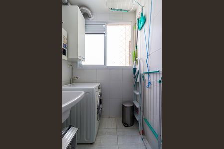 Apartamento à venda com 64m², 3 quartos e 1 vagaÁrea de Serviço