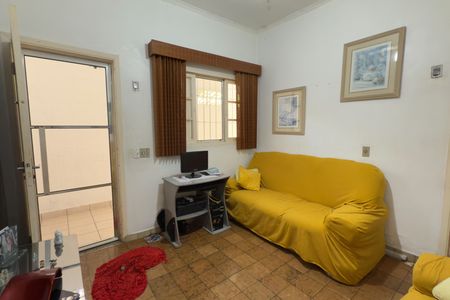 Sala de casa para alugar com 4 quartos, 120m² em Vila Tupi, Praia Grande