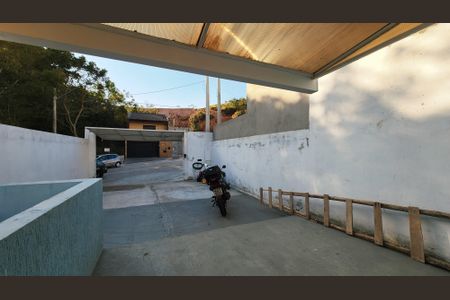 Casa à venda com 120m², 2 quartos e 3 vagas Casa à venda com 120m², 2 quartos e 3 vagasGaragem