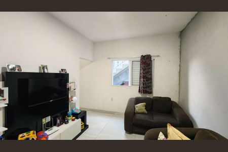 Casa à venda com 120m², 2 quartos e 3 vagas Casa à venda com 120m², 2 quartos e 3 vagasSala