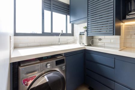 Apartamento à venda com 37m², 1 quarto e 1 vaga Apartamento à venda com 37m², 1 quarto e 1 vagaÁrea de Serviço