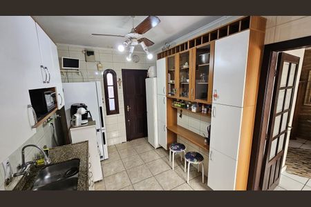 Casa à venda com 164m², 4 quartos e 3 vagasCozinha