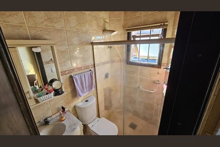 Casa à venda com 164m², 4 quartos e 3 vagasChuveiro