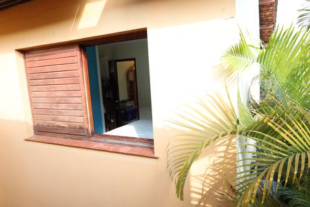 Casa à venda com 127m², 3 quartos e 2 vagasÁrea Externa