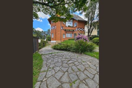 Casa de condomínio à venda com 667m², 4 quartos e 9 vagasFoto 02