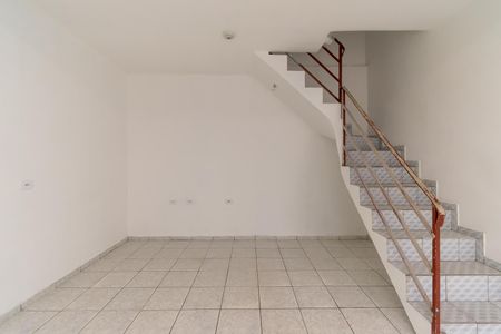 Casa à venda com 112m², 4 quartos e 2 vagas Casa à venda com 112m², 4 quartos e 2 vagasCasa 2 - Sala