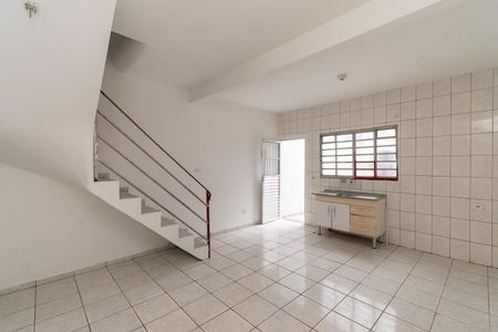 Casa à venda com 112m², 4 quartos e 2 vagas Casa à venda com 112m², 4 quartos e 2 vagasCasa 2 - Sala