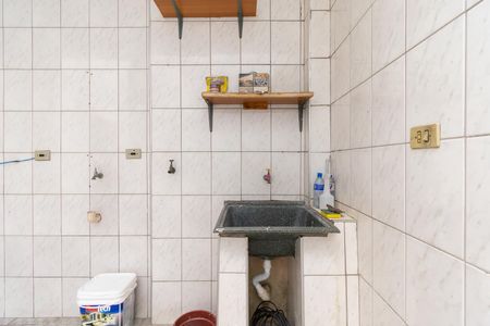 Casa à venda com 112m², 4 quartos e 2 vagas Casa à venda com 112m², 4 quartos e 2 vagasÁrea de Serviço