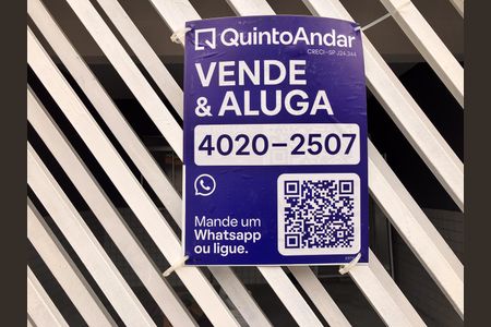 Casa à venda com 112m², 4 quartos e 2 vagas Casa à venda com 112m², 4 quartos e 2 vagasPlaca