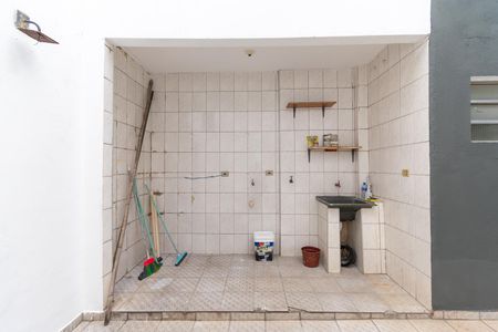 Casa à venda com 112m², 4 quartos e 2 vagas Casa à venda com 112m², 4 quartos e 2 vagasÁrea de Serviço