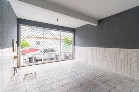 Casa à venda com 112m², 4 quartos e 2 vagas Casa à venda com 112m², 4 quartos e 2 vagasGaragem