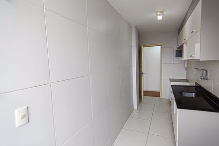 Apartamento à venda com 61m², 2 quartos e 1 vaga Apartamento à venda com 61m², 2 quartos e 1 vagaCozinha