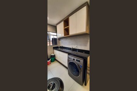 Casa à venda com 480m², 4 quartos e 4 vagas Casa à venda com 480m², 4 quartos e 4 vagasÁrea de Serviço