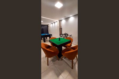 Casa à venda com 480m², 4 quartos e 4 vagas Casa à venda com 480m², 4 quartos e 4 vagasÁrea comum