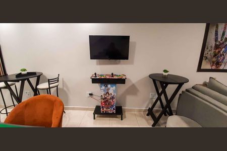 Casa à venda com 480m², 4 quartos e 4 vagas Casa à venda com 480m², 4 quartos e 4 vagasÁrea comum