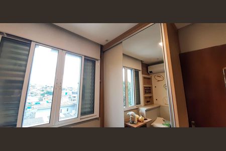 Casa à venda com 480m², 4 quartos e 4 vagas Casa à venda com 480m², 4 quartos e 4 vagasQuarto 2