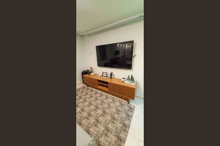 Casa à venda com 480m², 4 quartos e 4 vagas Casa à venda com 480m², 4 quartos e 4 vagasÁrea comum