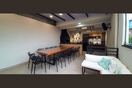 Casa à venda com 480m², 4 quartos e 4 vagas Casa à venda com 480m², 4 quartos e 4 vagasEspaço Gourmet