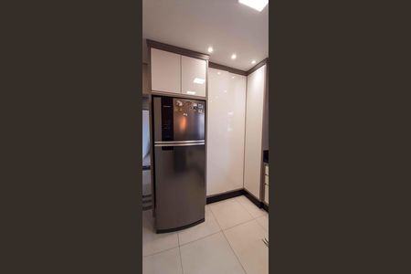 Casa à venda com 480m², 4 quartos e 4 vagas Casa à venda com 480m², 4 quartos e 4 vagasCozinha
