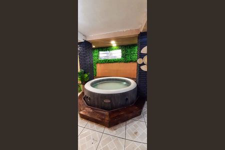 Casa à venda com 480m², 4 quartos e 4 vagas Casa à venda com 480m², 4 quartos e 4 vagasÁrea comum
