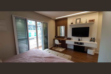 Casa à venda com 480m², 4 quartos e 4 vagas Casa à venda com 480m², 4 quartos e 4 vagasSuíte